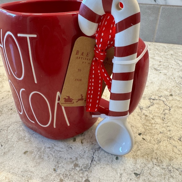 NWT Rae Dunn "Hot Cocoa " Christmas mug red ceramic with candy cane spoon - Picture 5 of 10